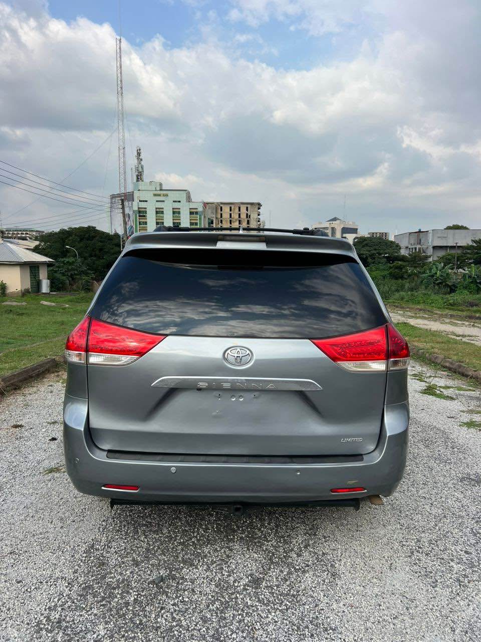 A picture of TOYOTA SEINNA