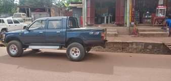 used toyota hilux