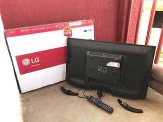 A picture of LG 32 inches plasma tv for sale call 09130594157