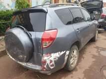A picture of Toyota Rav4 2008 4 plug Engine Ac Gear Buy and
