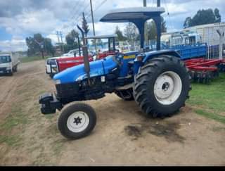 new holland truck