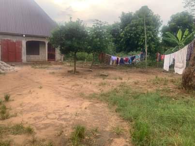 A picture of Kiwanja cha 50 kwa 48 kinauzwa Pugu sekondari