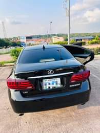 A picture of 2008 model clean es350 Buy and drive Price 7million Location