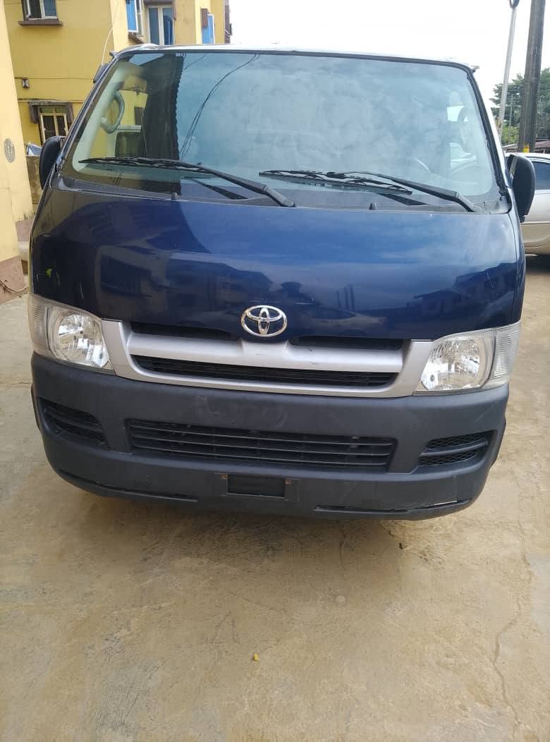 A picture of Toyota Hiace