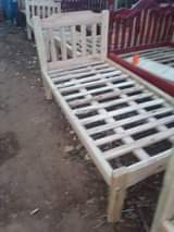 A picture of 3 6 simple bed