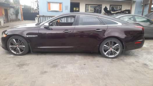 A picture of Jaguar 2010 Panorama roof Mileage 60 Location lekki Price 11.5m