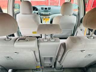 A picture of Toyota Highlander Hybrid 2008