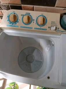 A picture of WASHING MACHINE