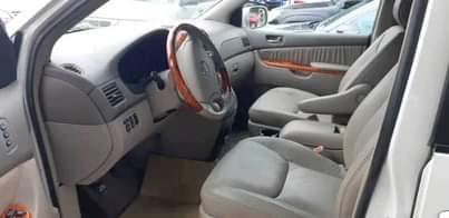A picture of Tokunbo auction sales Toyota Sienna buy and drive with good