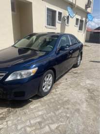 A picture of Very clean Toyota Camry 2011 with everything working perfectly fine