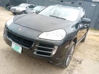 A picture of Belgium Grade Porsche Cayenne 2007 Model Available For Sale In