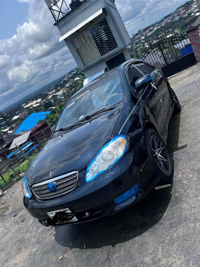 A picture of Toyota Corolla 2003