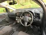 A picture of Toyota Wish Model 2006 Engine 1 8cc Price 24M Available