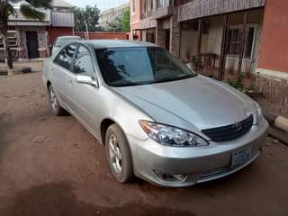A picture of Toyota Camry 04