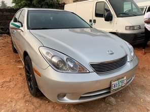 A picture of Direct Belgium Standard Numbered Lexus Es330 Available For Inspection Location