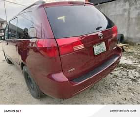 A picture of SHARP 2005 MODEL TOYOTA SIENNA Sound silent engine Smooth gear