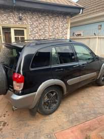A picture of Reg Toyota RAV4 2004 model extremely clean owner needs money