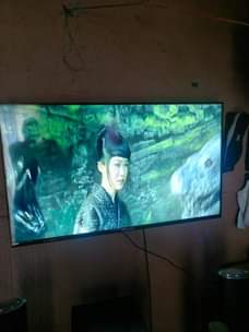 A picture of 43inches tv on quick sale