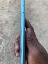 A picture of infinix hot 10i
