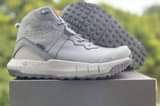 A picture of Under armour sneakers 