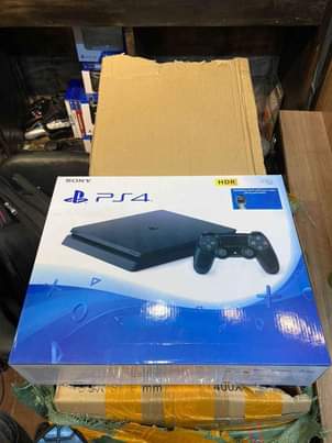 A picture of PLAY STATION 4 PS4
