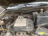 A picture of Toyota Highlander 2002 first body