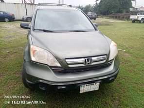 A picture of Honda CRV 2009 2010 engine gear AC just small thing