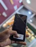 A picture of google pixer 4xl GB128