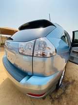 A picture of clean 2008 Lexus RX350