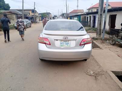 A picture of Super Clean and Sharp Toyota Camry 2009 model clean like