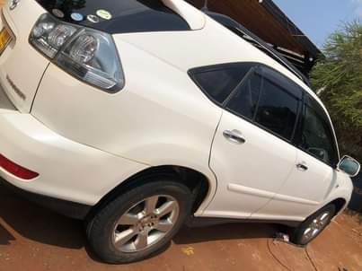 A picture of Toyota Harrier
