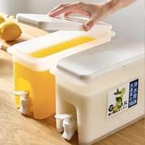 A picture of Juice dispenser