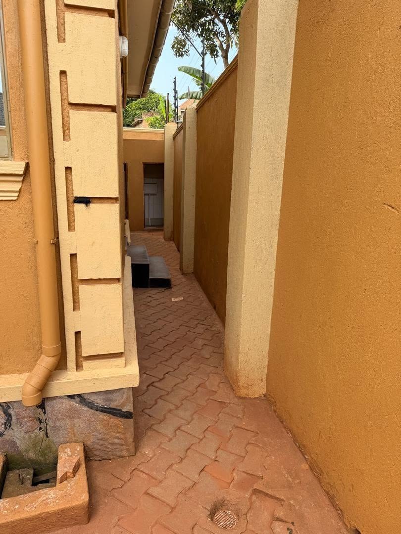 A picture of House
