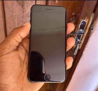 A picture of Iphone 6s plus
