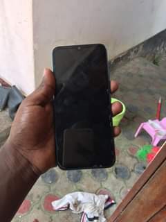 A picture of INFINIX SMART 5 GB32 RAM2 Iko vzur inamstar mmoja ila