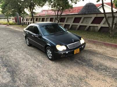 classifieds/cars mercedes