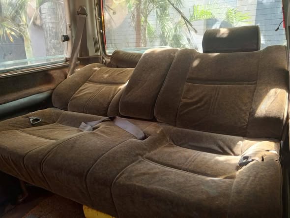 A picture of Super custom diseal 0705375387 0776639068 watsup 8 5m