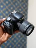 A picture of Canon 1100D Complete Like New