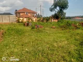 A picture of 35 decimals for sale in kira Nsasa very good neighborhood