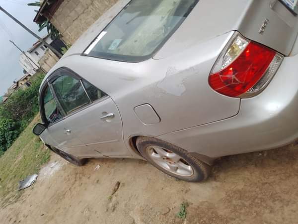 A picture of 2006 Toyota Camry First body Good Engine and Gear AC