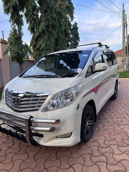 toyota alphard