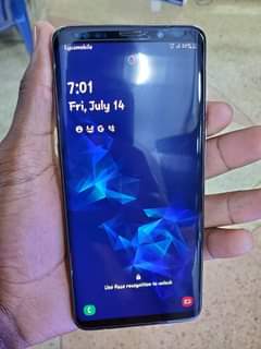 A picture of Samsung S9 plus