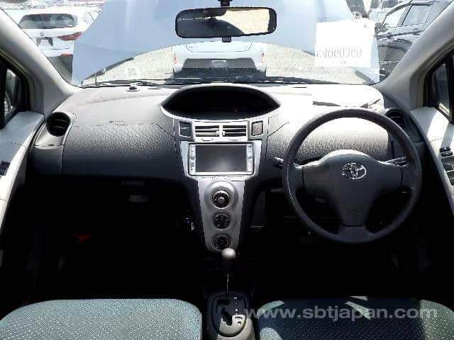 A picture of Toyota Vitz