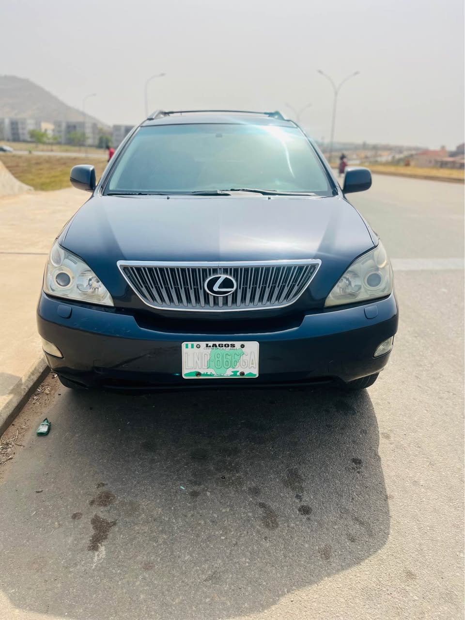 A picture of Lexus Rx 330