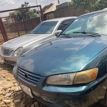 A picture of Toyota Camry pencil light model 2002