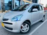 A picture of TOYOTA RACTIS