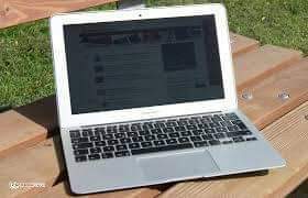 A picture of Macbook air 2015