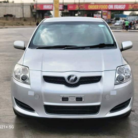 toyota auris