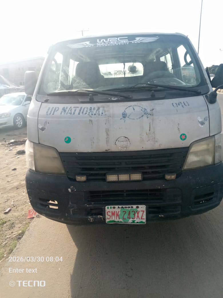 A picture of Nissan caravan bus