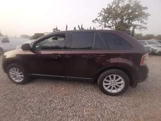 A picture of Neatly used 2008 ford edge in sound condition going for